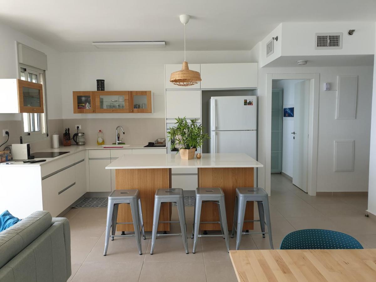 Beachfront Gallery Acre Exterior foto