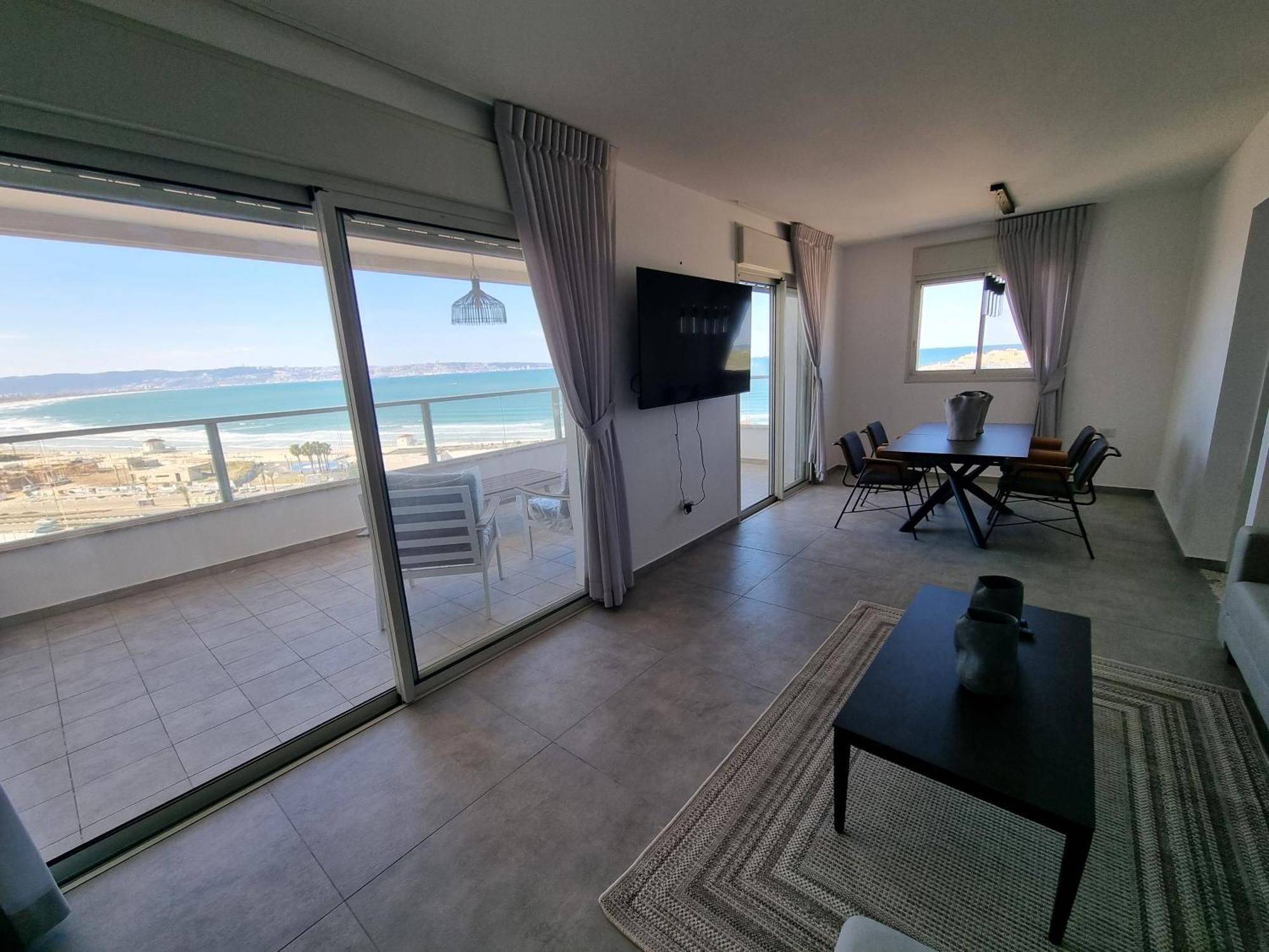 Beachfront Gallery Acre Exterior foto